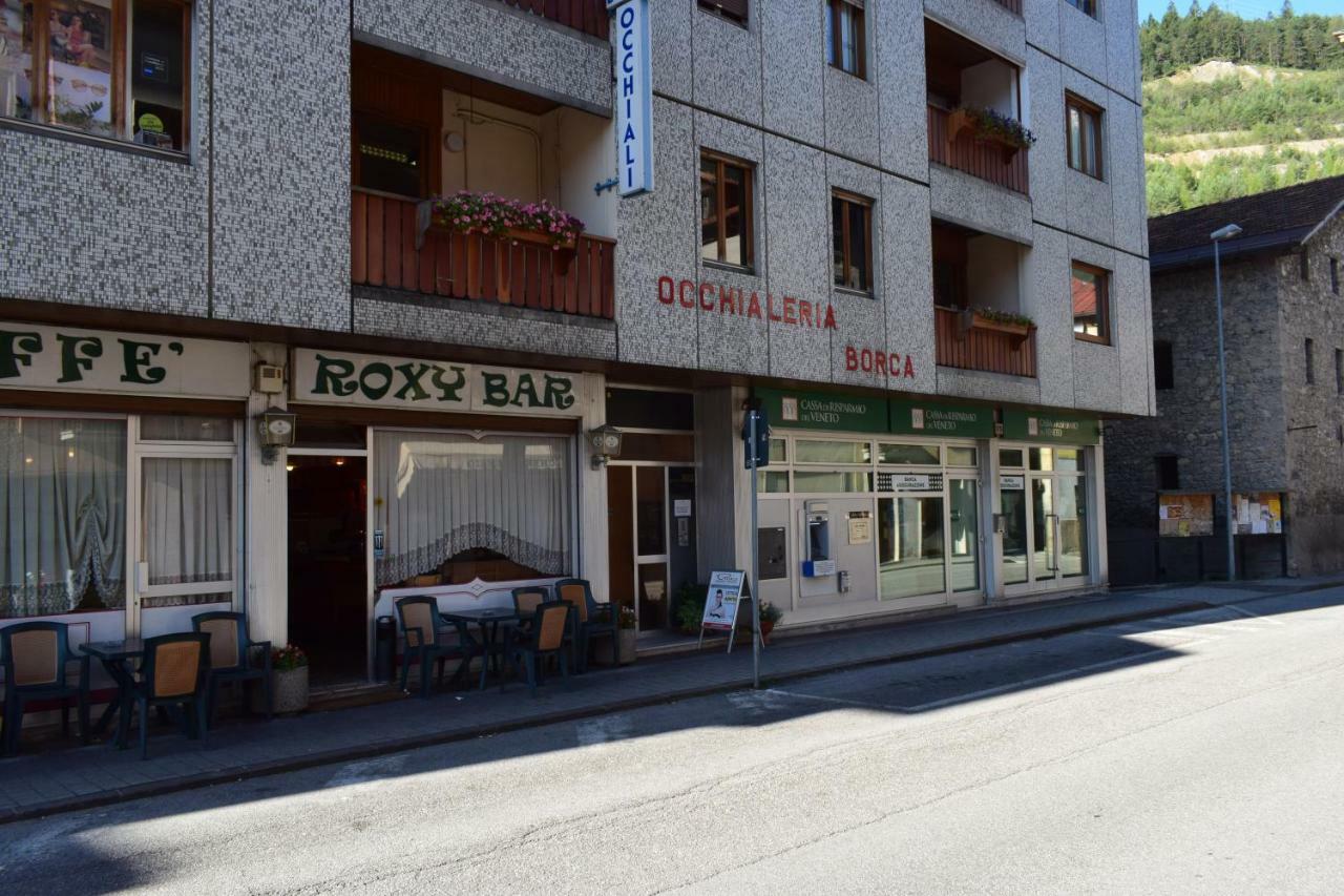 Lozzo Di Cadore - Dolomiti - Piazza IV Novembre Lozzo Cadore Εξωτερικό φωτογραφία